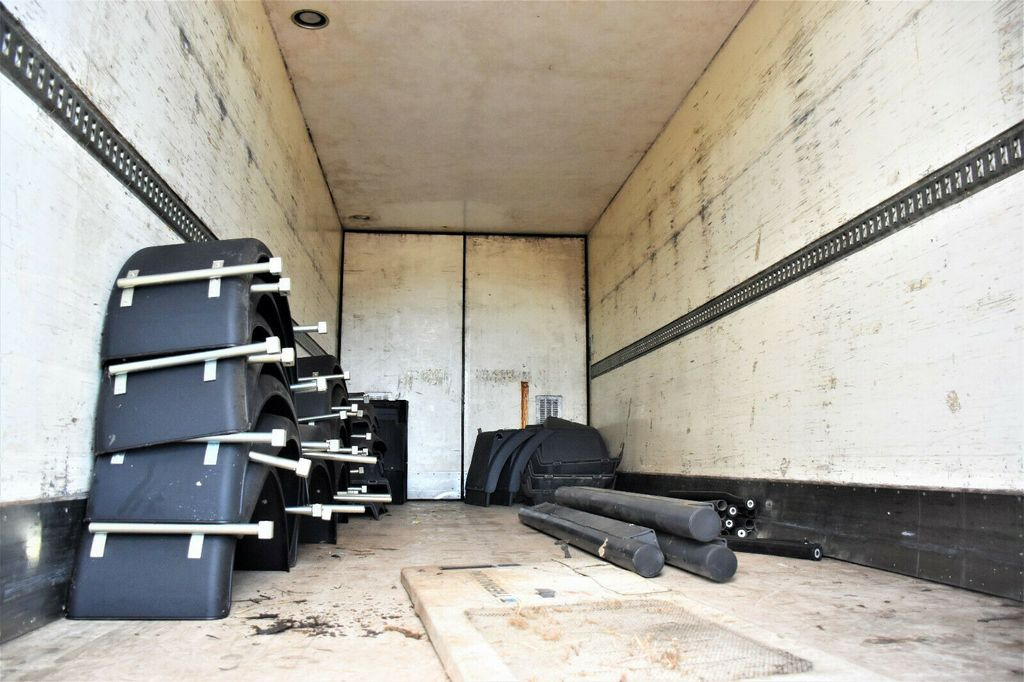 ROLFO C201 KÜHLKOFFER 7,71 m* Topzustand! ROLFO C201 KÜHLKOFFER 7,71 m* - Frigorífico remolque: foto 5 ROLFO C201 KÜHLKOFFER 7,71 m* Topzustand! ROLFO C201 KÜHLKOFFER 7,71 m* - Frigorífico remolque: foto 5