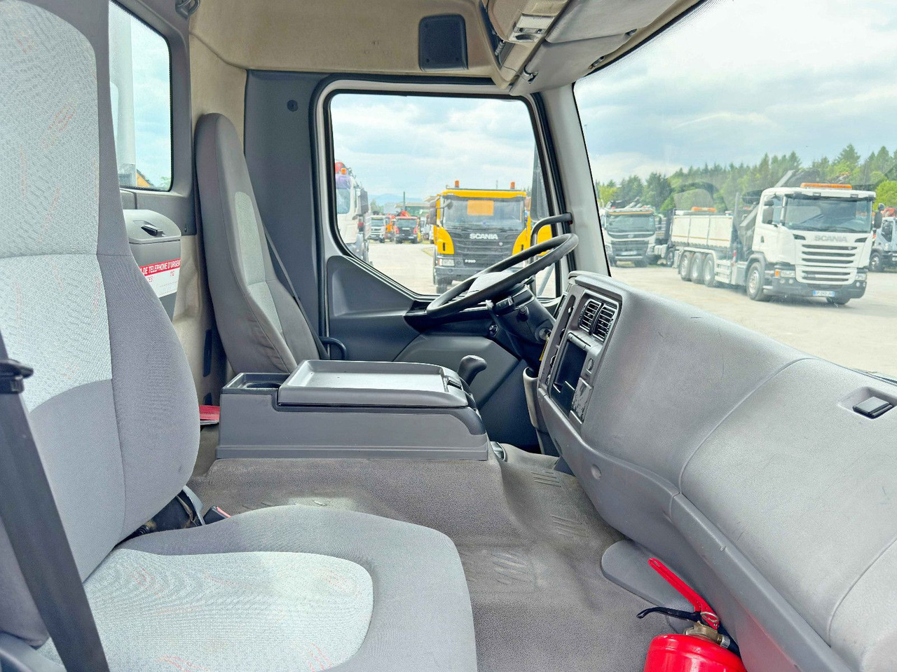 Grua de remolque autos Renault PREMIUM 320 * FASSI F240B.22 + FUNK* TOP: foto 12 Grua de remolque autos Renault PREMIUM 320 * FASSI F240B.22 + FUNK* TOP: foto 12