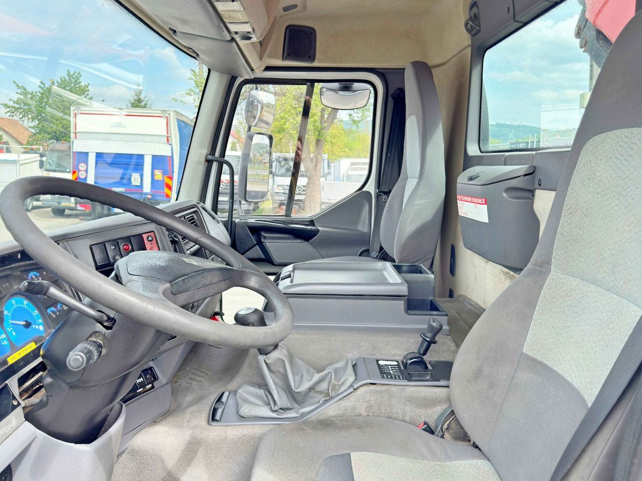 Grua de remolque autos Renault PREMIUM 320 * FASSI F240B.22 + FUNK* TOP: foto 10 Grua de remolque autos Renault PREMIUM 320 * FASSI F240B.22 + FUNK* TOP: foto 10