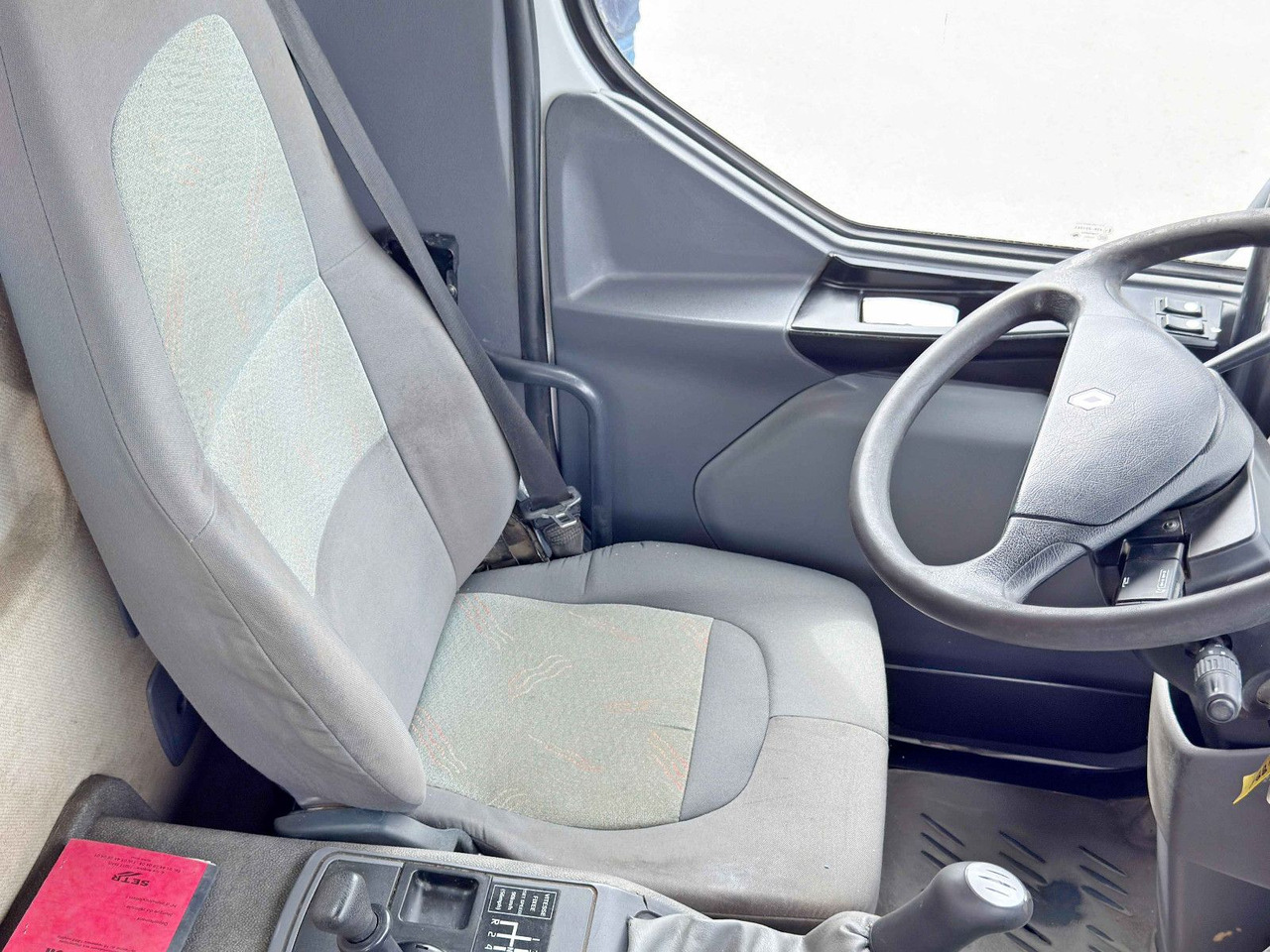 Grua de remolque autos Renault PREMIUM 320 * FASSI F240B.22 + FUNK* TOP: foto 13 Grua de remolque autos Renault PREMIUM 320 * FASSI F240B.22 + FUNK* TOP: foto 13