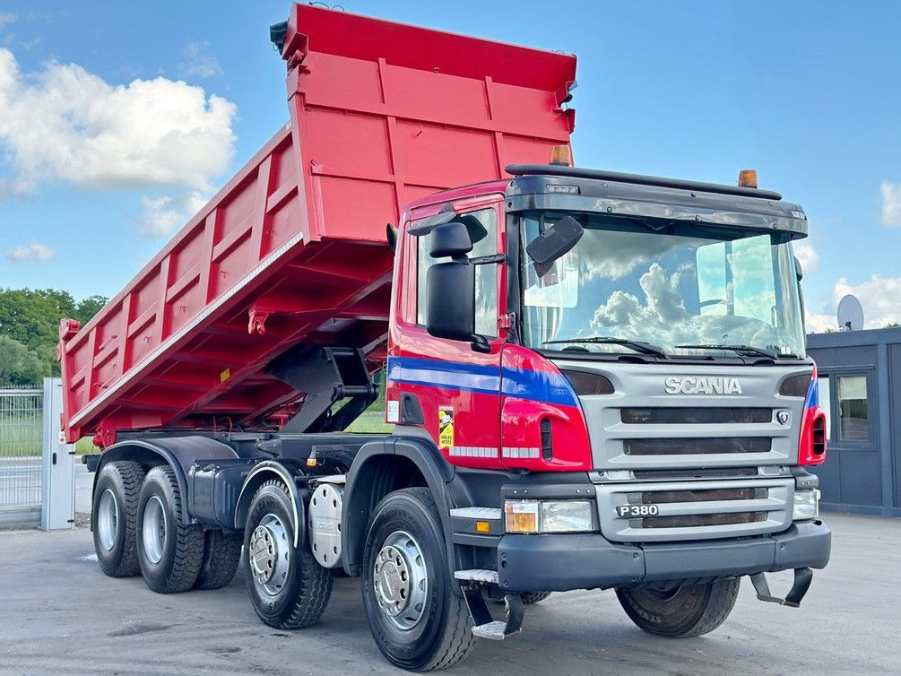 Scania P 380 Kipper 6,10m + BORDMATIC* 8x4 Scania P 380 Kipper 6,10m + BORDMATIC* 8x4 - Volquete camión: foto 3 Scania P 380 Kipper 6,10m + BORDMATIC* 8x4 Scania P 380 Kipper 6,10m + BORDMATIC* 8x4 - Volquete camión: foto 3