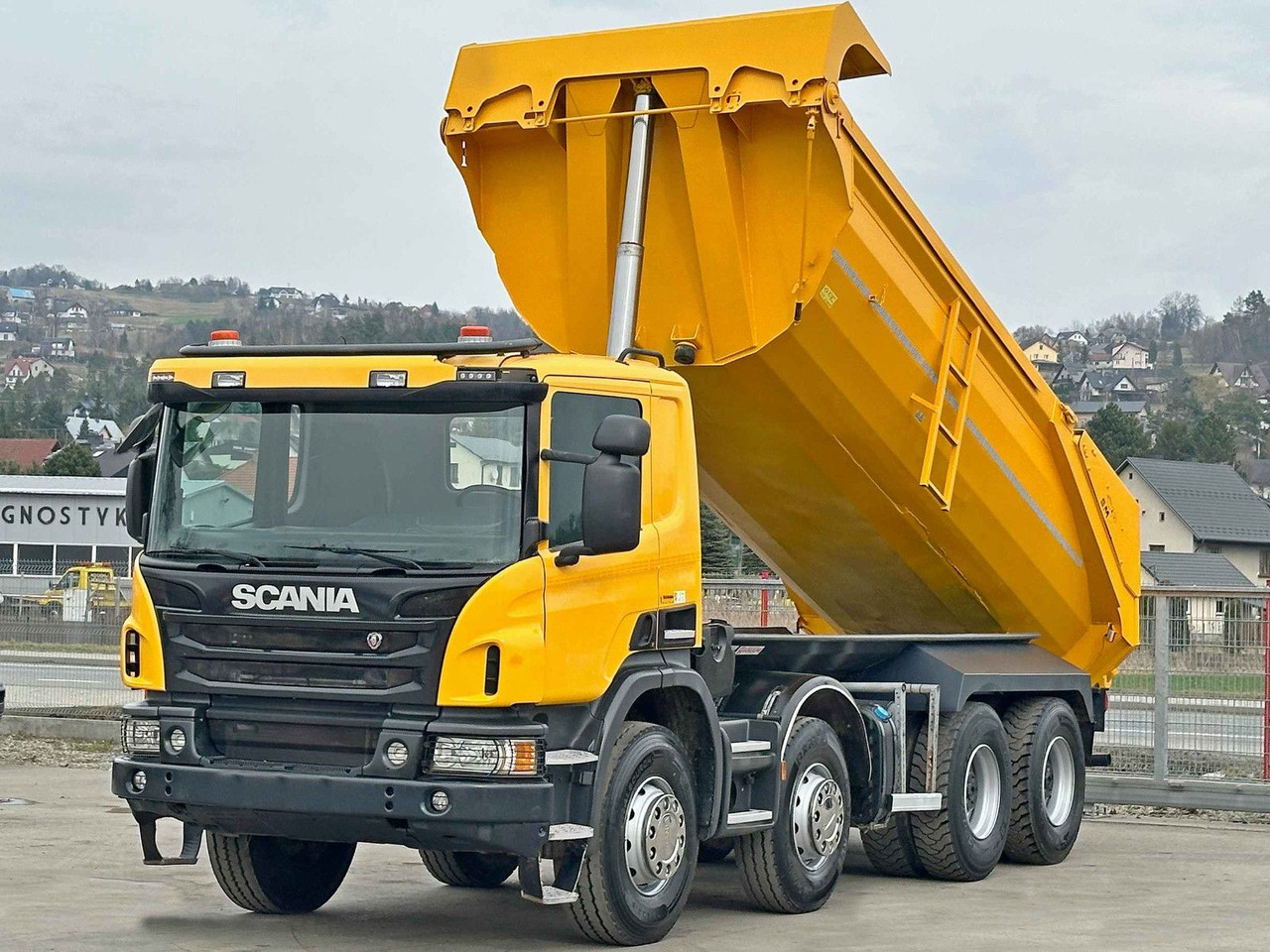 Scania P 400 Kipper * 8x4 * TOPZUSTAND ! - Volquete camión: foto 4 Scania P 400 Kipper * 8x4 * TOPZUSTAND ! - Volquete camión: foto 4