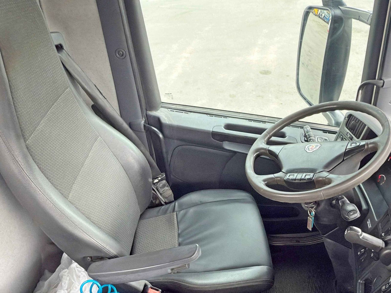 Camión grúa, Camión caja abierta Scania P 410*PLATFORM 7,00m*HIAB 244 E-5 HIPRO+FUNK/8x4 Scania P 410*PRITSCHE 7,00m*HIAB 244 E-5 HIPRO+FUNK/8x4: foto 12