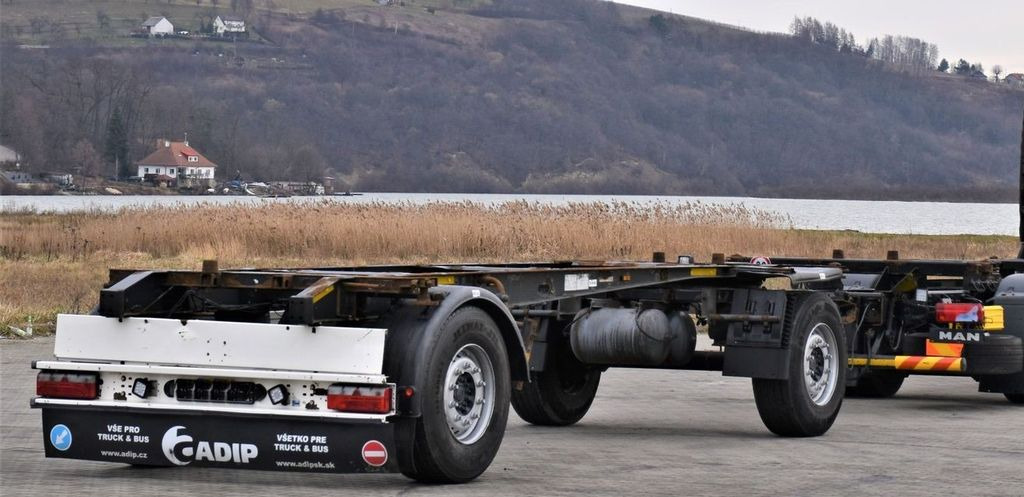 Schmitz Cargobull Anhänger 6,90m * TOPZUSTAND ! Schmitz Cargobull Anhänger 6,90m * TOPZUSTAND ! - Chasis remolque: foto 5 Schmitz Cargobull Anhänger 6,90m * TOPZUSTAND ! Schmitz Cargobull Anhänger 6,90m * TOPZUSTAND ! - Chasis remolque: foto 5