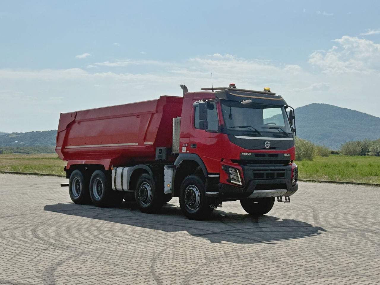 Volvo FMX 420 Kipper * TOPZUSTAND / 8x4 ! - Volquete camión: foto 2 Volvo FMX 420 Kipper * TOPZUSTAND / 8x4 ! - Volquete camión: foto 2
