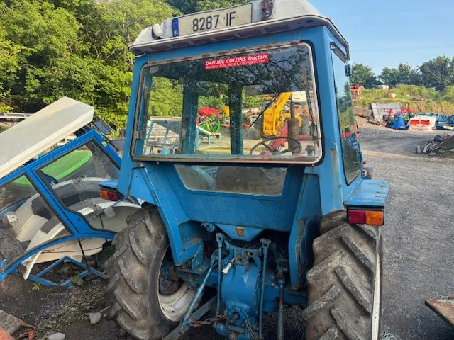Tractor FORD 3600 C/W FRONT LOADER: foto 6