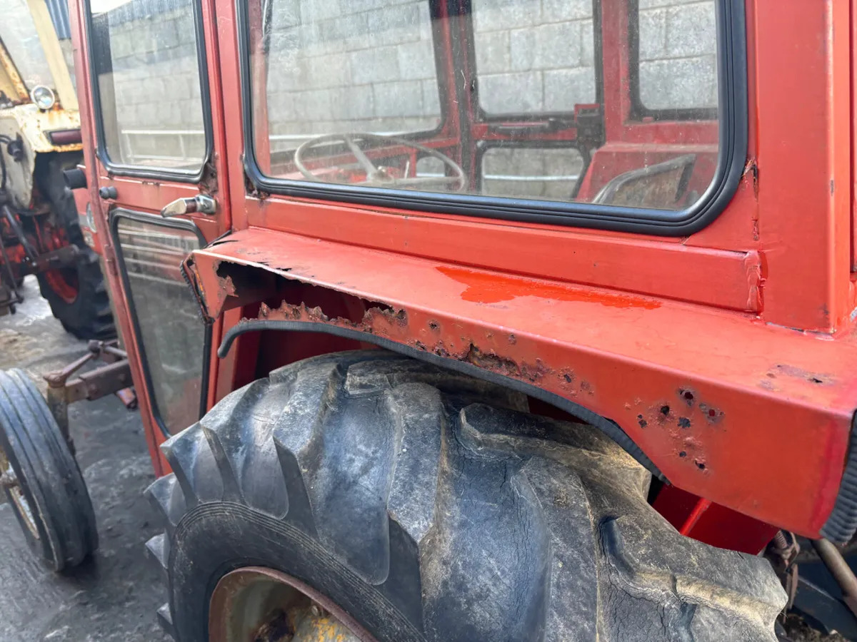 Massey Ferguson 135 - Tractor: foto 5 Massey Ferguson 135 - Tractor: foto 5