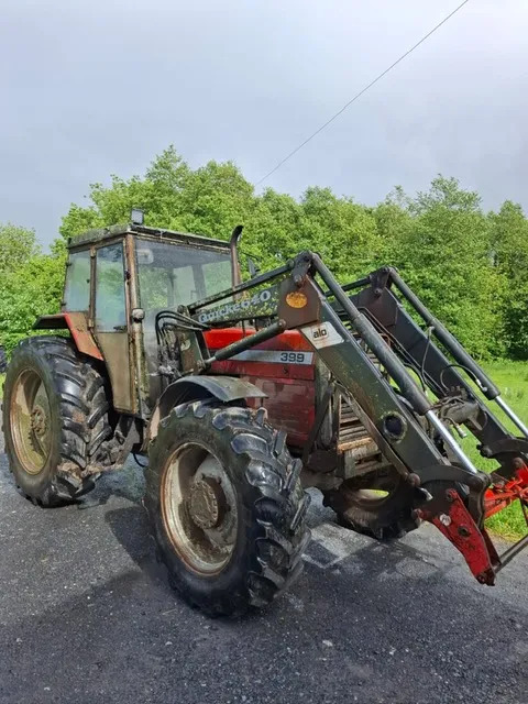 Massey Ferguson 399 c/w Loader - Tractor: foto 2 Massey Ferguson 399 c/w Loader - Tractor: foto 2