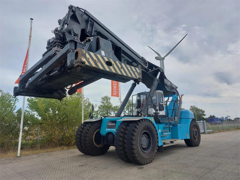 KONECRANES SMV 4531 CB5 - Reach stacker: foto 4 KONECRANES SMV 4531 CB5 - Reach stacker: foto 4