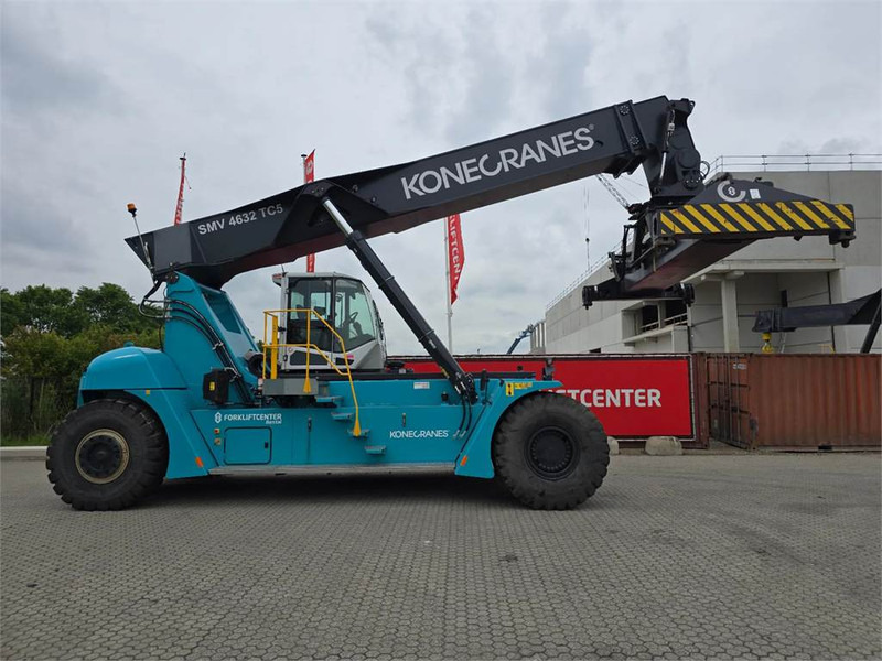 KONECRANES SMV 4632 TC5 - Reach stacker: foto 1 KONECRANES SMV 4632 TC5 - Reach stacker: foto 1