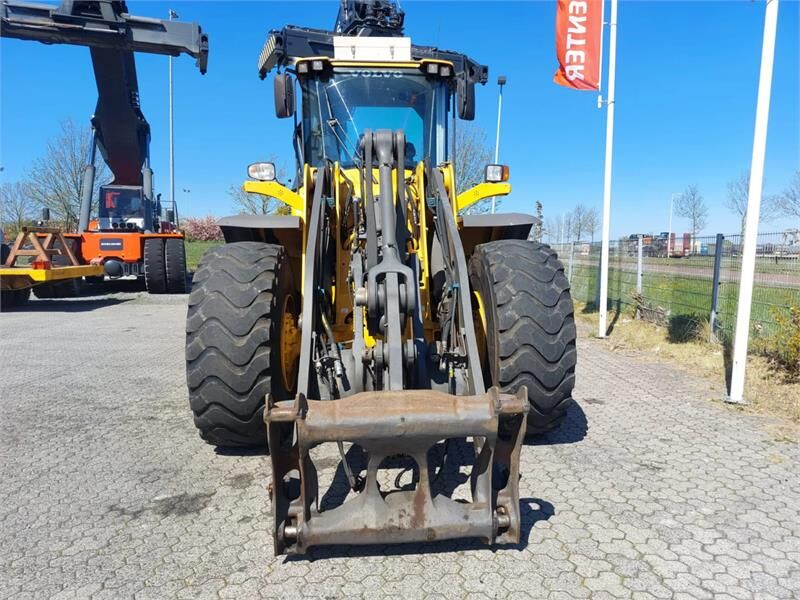 Volvo L110F - Maquinaria de construcción: foto 5 Volvo L110F - Maquinaria de construcción: foto 5