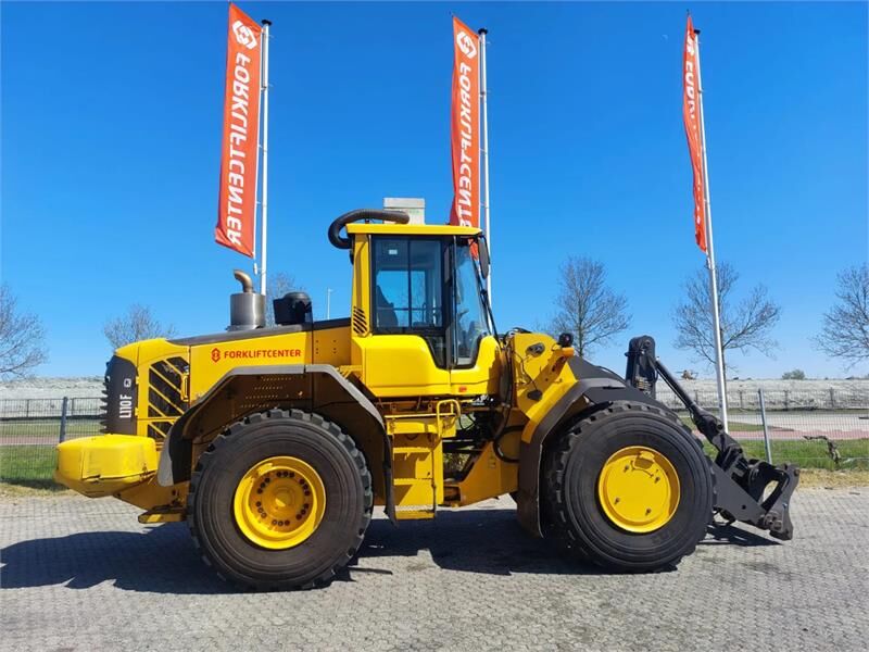 Volvo L110F - Maquinaria de construcción: foto 1 Volvo L110F - Maquinaria de construcción: foto 1