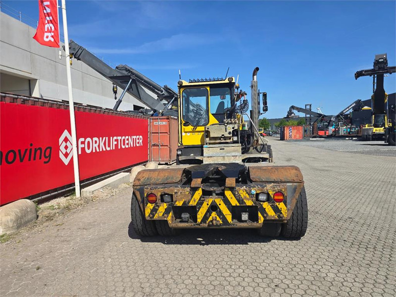 Terberg RT223 4x4 - Tractor industrial: foto 5 Terberg RT223 4x4 - Tractor industrial: foto 5