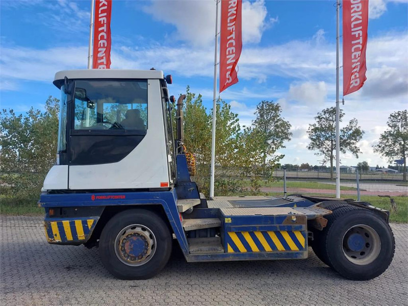 Terberg RT283 4x4 - Tractor industrial: foto 4 Terberg RT283 4x4 - Tractor industrial: foto 4