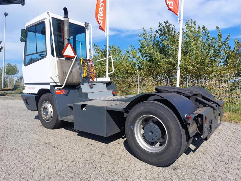 Tractor industrial Terberg YT182: foto 6