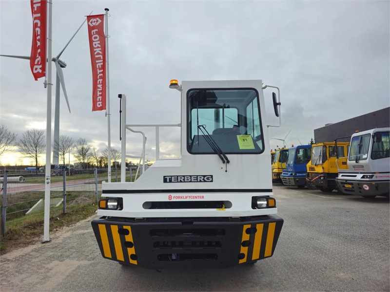 Terberg YT220 - Tractor industrial: foto 5 Terberg YT220 - Tractor industrial: foto 5