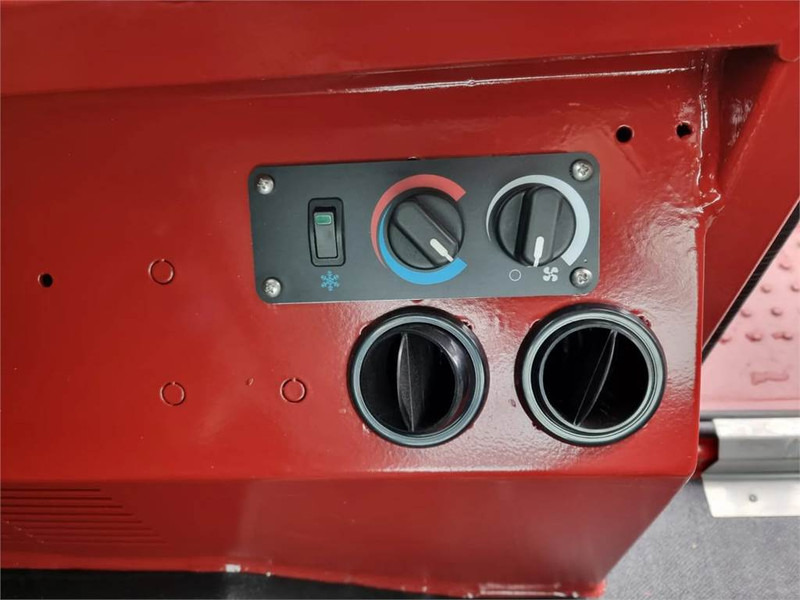 Tractor industrial Terberg YT220: foto 12 Tractor industrial Terberg YT220: foto 12