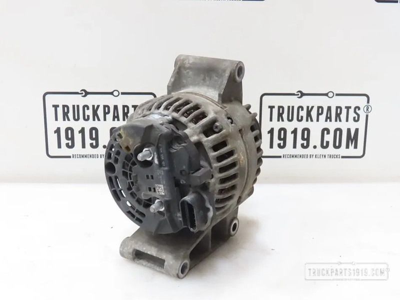 Bosch Electrical System Dynamo DAF XF Euro6 - Alternador para Camión: foto 2 Bosch Electrical System Dynamo DAF XF Euro6 - Alternador para Camión: foto 2