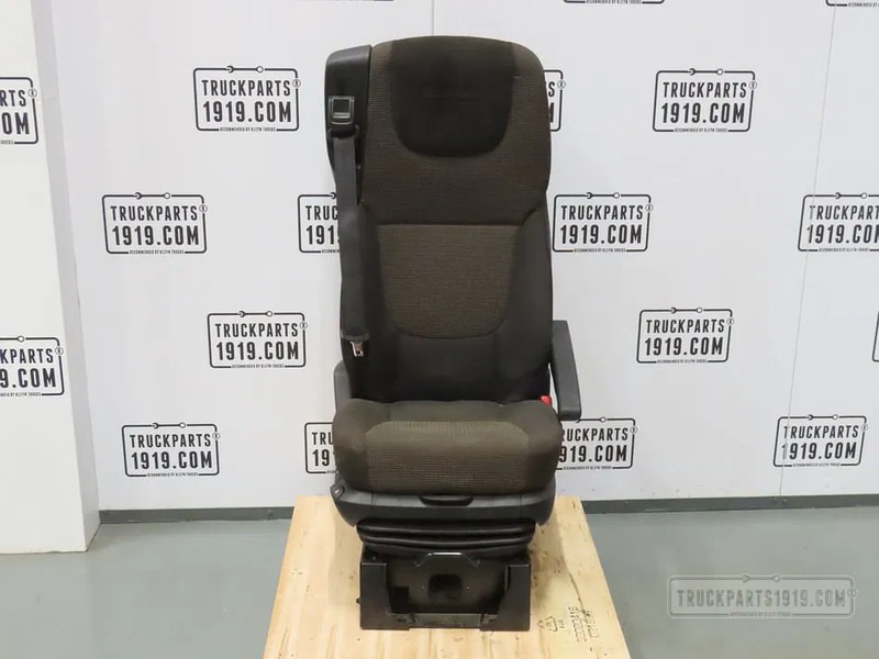 DAF 1844384 Bijrijdersstoel DAF XF 106 - Asiento para Camión: foto 1 DAF 1844384 Bijrijdersstoel DAF XF 106 - Asiento para Camión: foto 1
