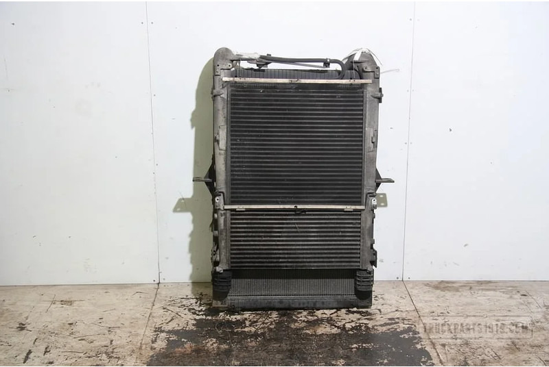Renault Cooling System Radiateur Intercooler set - Radiador para Camión: foto 2 Renault Cooling System Radiateur Intercooler set - Radiador para Camión: foto 2
