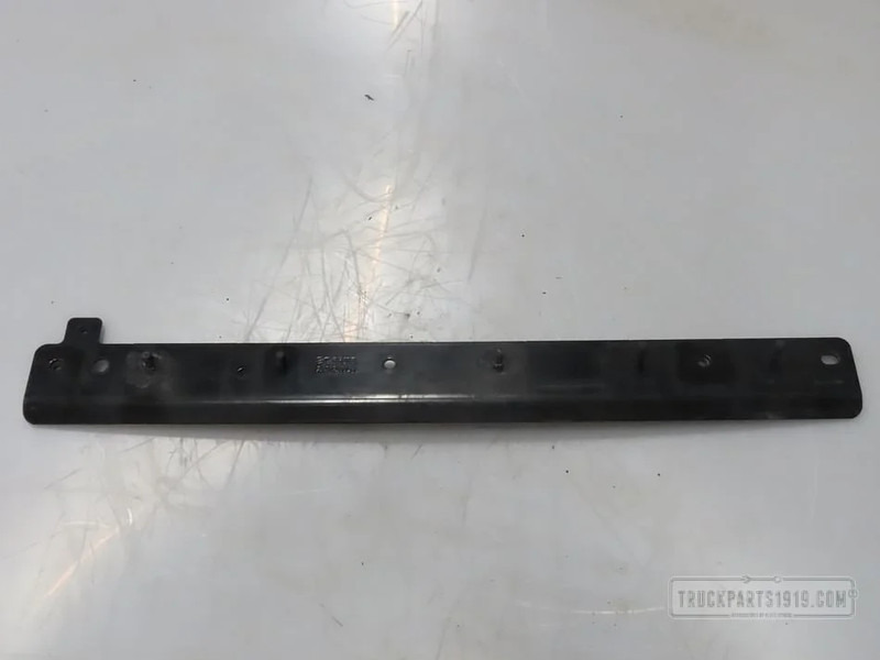 Scania 3026868 Interkoelerrail Li. - Radiador para Camión: foto 1 Scania 3026868 Interkoelerrail Li. - Radiador para Camión: foto 1