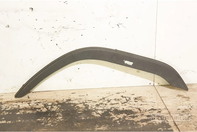 Volvo Body & Chassis Parts Spatscherm verbreder Li. FH - Guardabarros para Camión: foto 1 Volvo Body & Chassis Parts Spatscherm verbreder Li. FH - Guardabarros para Camión: foto 1