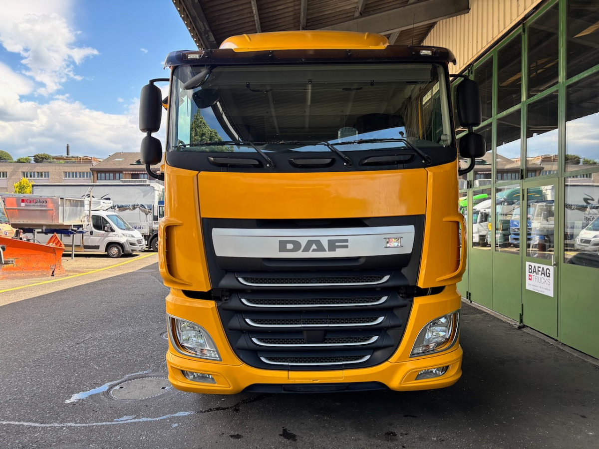 DAF XF 460 - Cabeza tractora: foto 2 DAF XF 460 - Cabeza tractora: foto 2