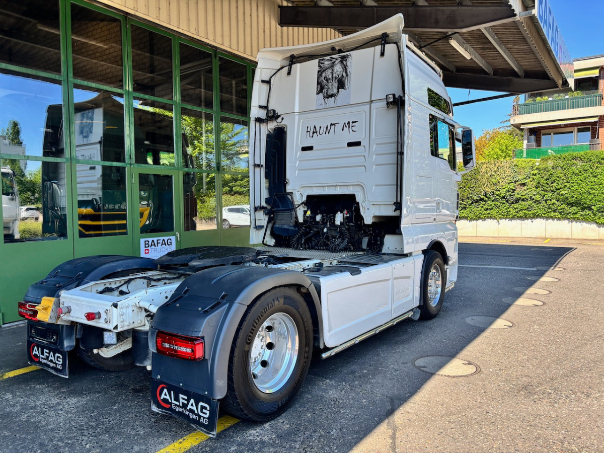 Cabeza tractora MAN TGX 18.640: foto 15
