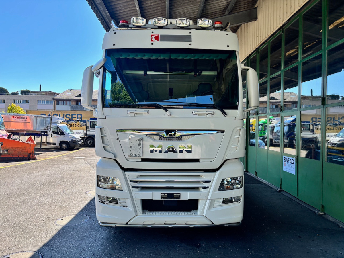 MAN TGX 18.640 - Cabeza tractora: foto 3 MAN TGX 18.640 - Cabeza tractora: foto 3