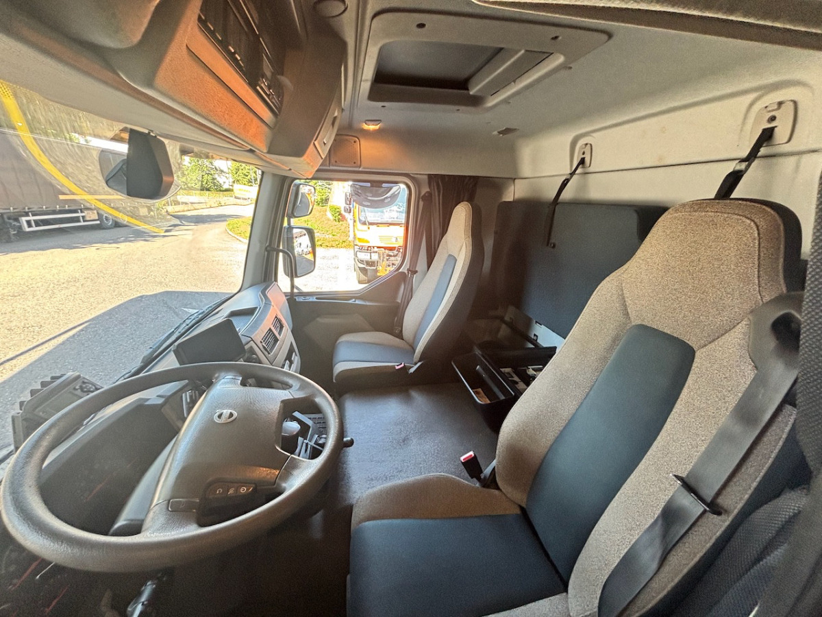 VOLVO FL-280 - Camión lona: foto 4 VOLVO FL-280 - Camión lona: foto 4