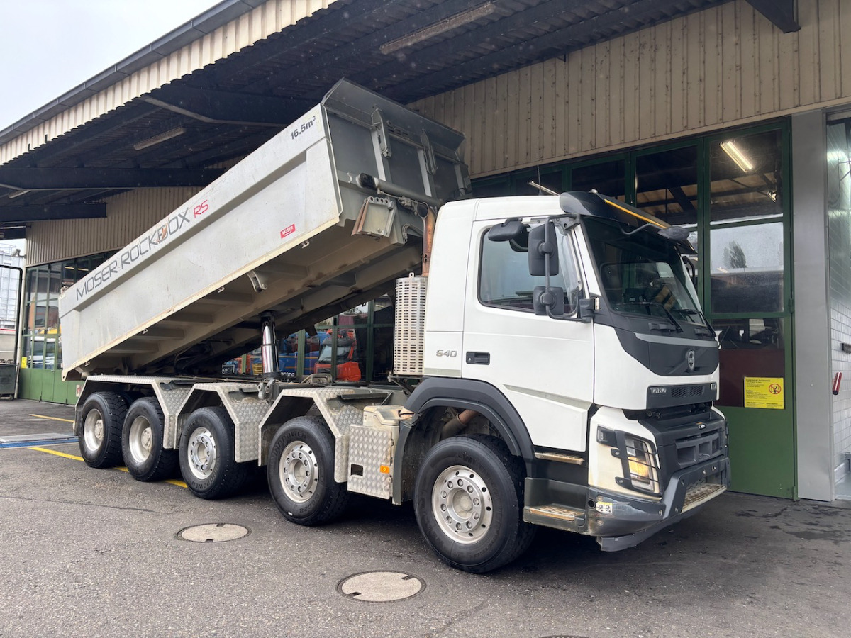 Volquete camión VOLVO FMX-540 10x4R: foto 14