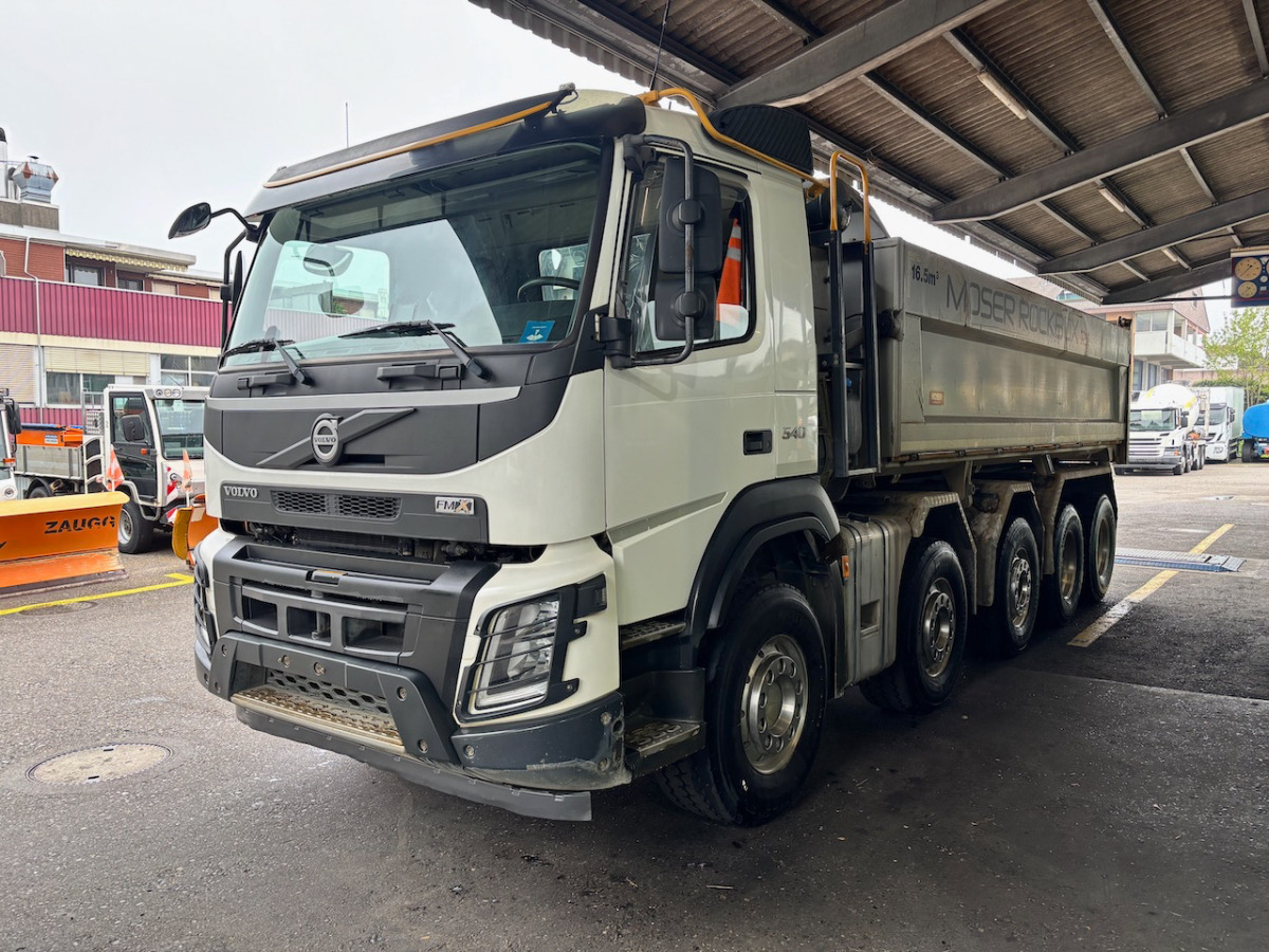 Volquete camión VOLVO FMX-540 10x4R: foto 20