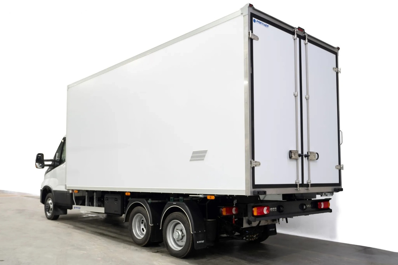 IVECO Daily 35S18 Kühlkoffer BE-Truck - Frigorífico camión: foto 2 IVECO Daily 35S18 Kühlkoffer BE-Truck - Frigorífico camión: foto 2