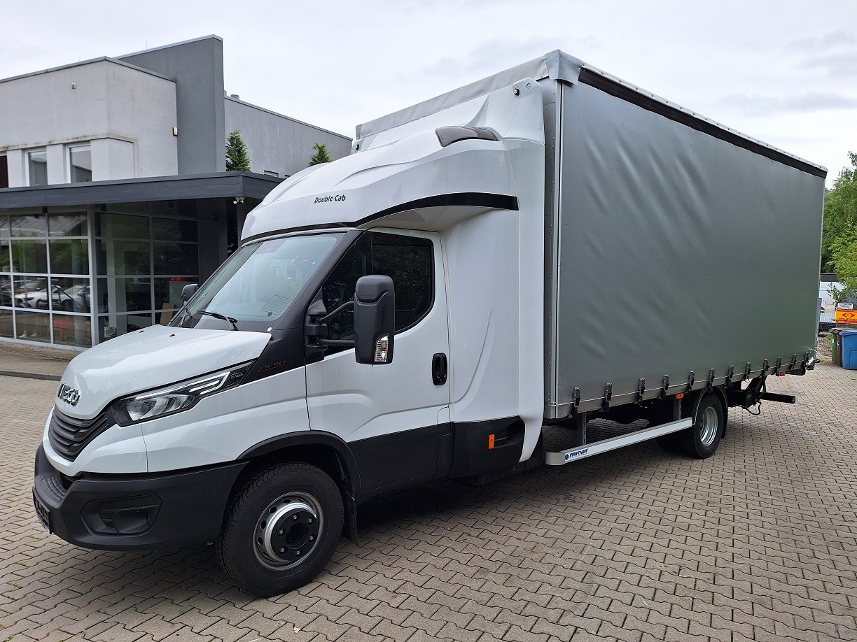 Iveco Daily 70C18A8 Backsleeper BÄR - Furgoneta con caja de lona: foto 1 Iveco Daily 70C18A8 Backsleeper BÄR - Furgoneta con caja de lona: foto 1
