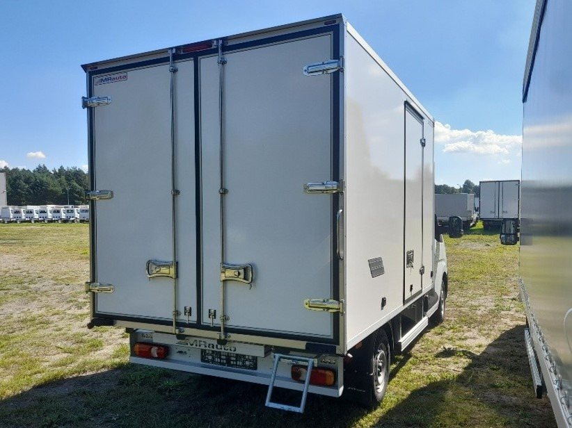 Renault Master Kühlkoffer O°/+20°C 230V Standkühlung - Frigorífico furgoneta: foto 3 Renault Master Kühlkoffer O°/+20°C 230V Standkühlung - Frigorífico furgoneta: foto 3