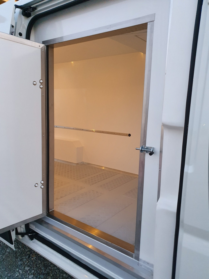 Renault Master L3H2 Tiefkühlkasten -18°C - Frigorífico furgoneta: foto 4 Renault Master L3H2 Tiefkühlkasten -18°C - Frigorífico furgoneta: foto 4