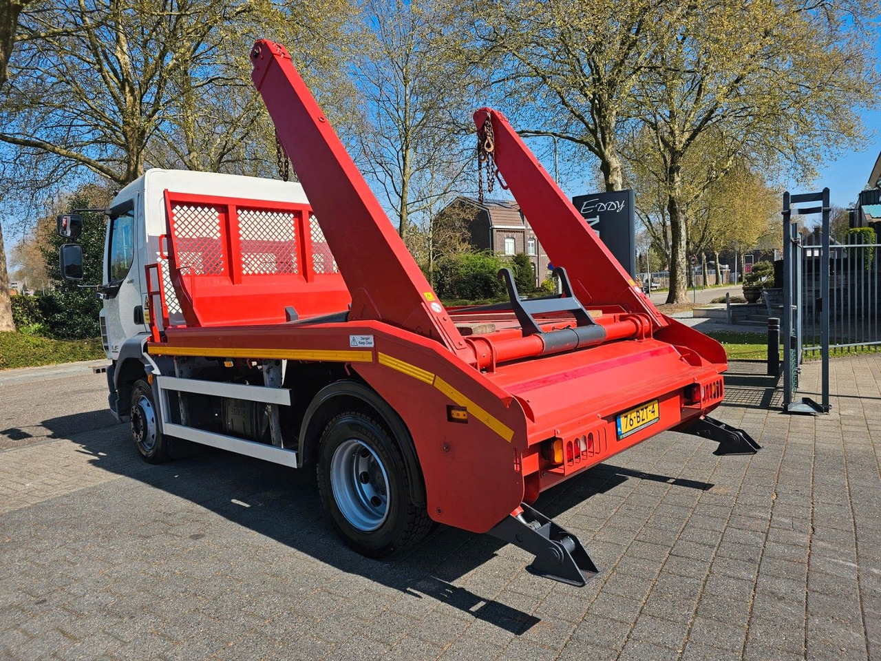 DAF LF 220 Euro Absetzkipper - Volquete camión: foto 4 DAF LF 220 Euro Absetzkipper - Volquete camión: foto 4