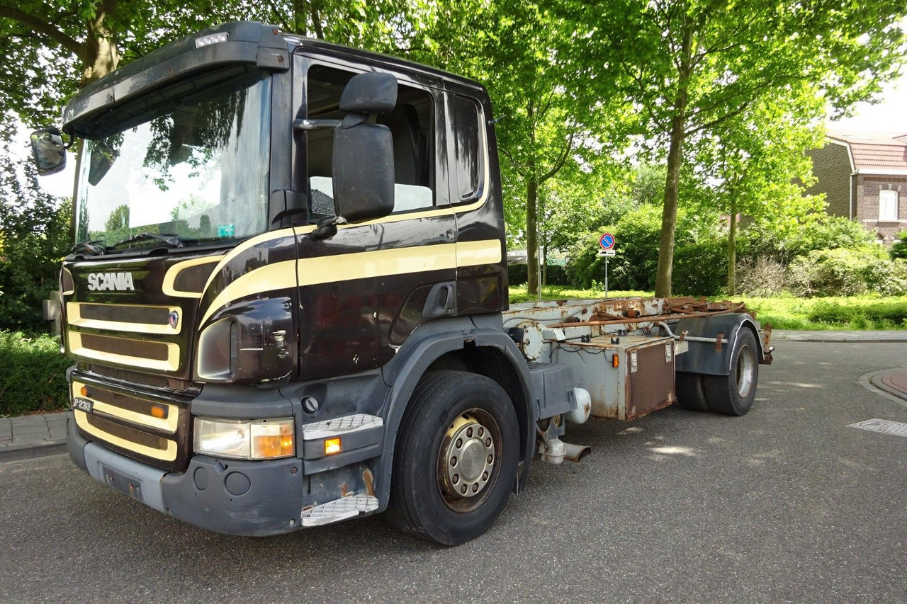 Scania P230 Cp16 - Multibasculante camión: foto 3 Scania P230 Cp16 - Multibasculante camión: foto 3