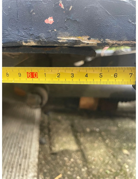 Kässbohrer 1500 KG Laadklep. Gebruikt - Caja cerrada semirremolque: foto 5 Kässbohrer 1500 KG Laadklep. Gebruikt - Caja cerrada semirremolque: foto 5