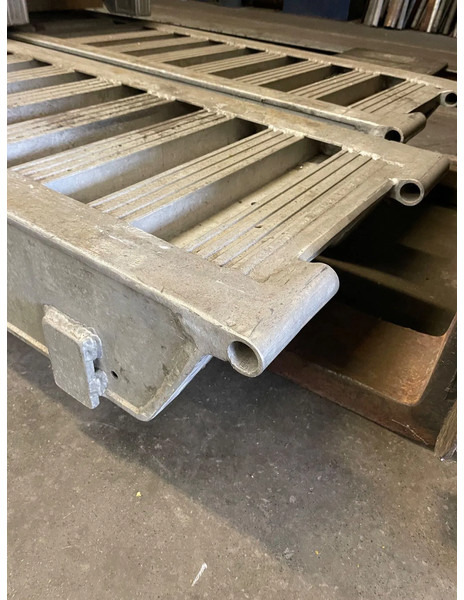 Kässbohrer Oprijplaaten - Góndola rebajadas semirremolque: foto 4 Kässbohrer Oprijplaaten - Góndola rebajadas semirremolque: foto 4