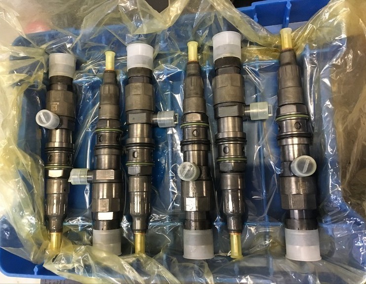 INJECTOR ACTROS MP4 - Bomba de inyección para Camión: foto 1 INJECTOR ACTROS MP4 - Bomba de inyección para Camión: foto 1