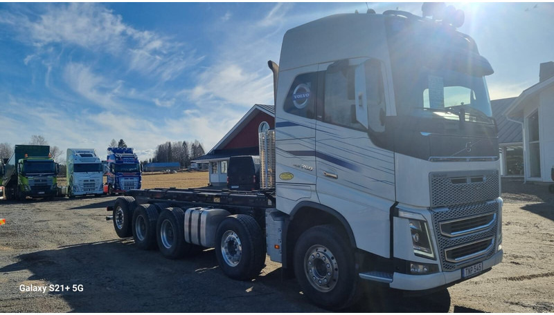 Volvo FH750 New engine and gearbox - Chasis camión: foto 5 Volvo FH750 New engine and gearbox - Chasis camión: foto 5
