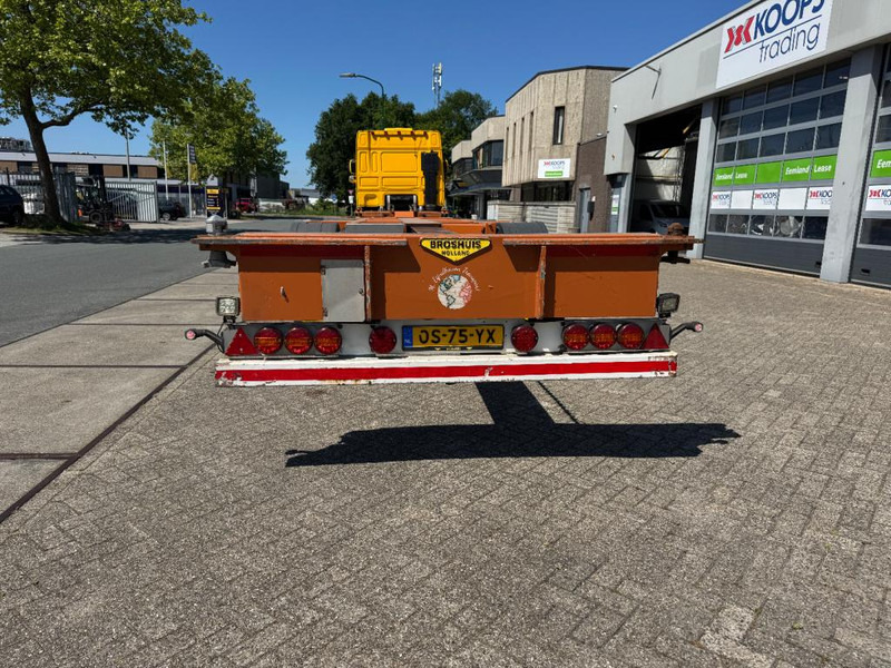 Broshuis MFCC container chassis Multi functioneel 2x 20 1x 30 1x 40 1x 45 saf assen uitschuifbaar tot 14,40 - Chasis semirremolque: foto 5 Broshuis MFCC container chassis Multi functioneel 2x 20 1x 30 1x 40 1x 45 saf assen uitschuifbaar tot 14,40 - Chasis semirremolque: foto 5