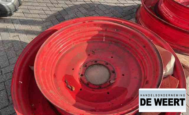 Fendt velgen 50" - Neumáticos y llantas para Maquinaria agrícola: foto 3 Fendt velgen 50" - Neumáticos y llantas para Maquinaria agrícola: foto 3