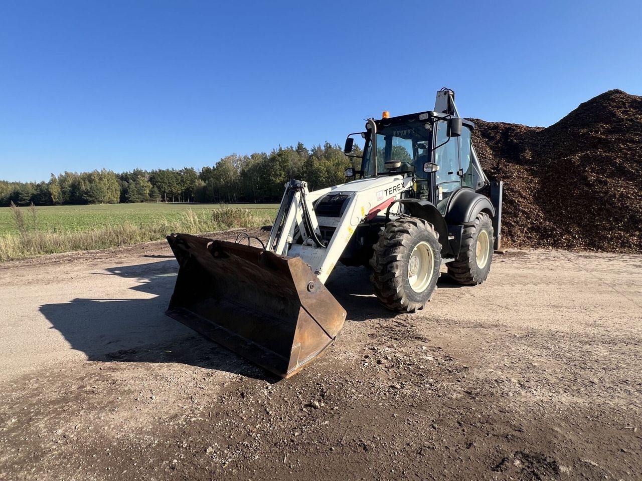 Koparko-ładowarka Terex - Retroexcavadora: foto 1 Koparko-ładowarka Terex - Retroexcavadora: foto 1