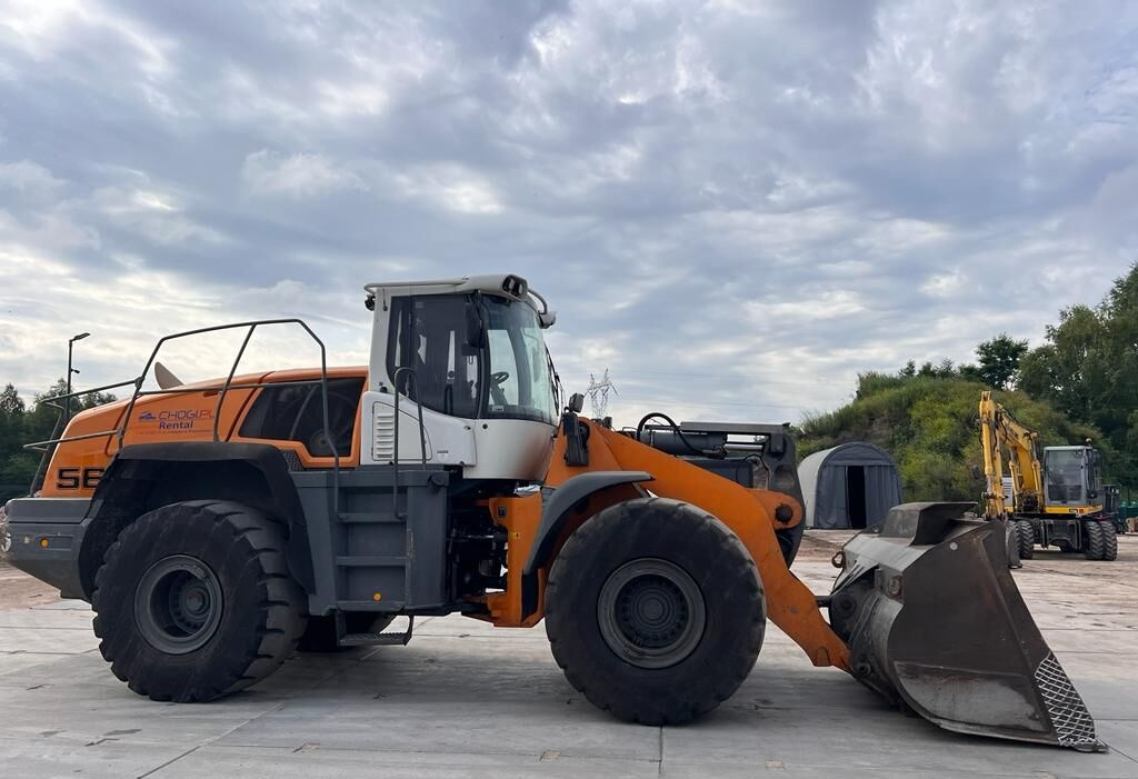 Liebherr L 566 - Cargadora de ruedas: foto 1 Liebherr L 566 - Cargadora de ruedas: foto 1