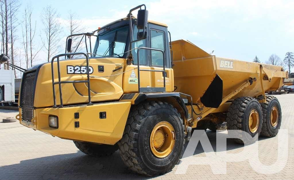 WOZIDŁO Bell ADT B25D 6×6 - Dúmper articulado: foto 3 WOZIDŁO Bell ADT B25D 6×6 - Dúmper articulado: foto 3