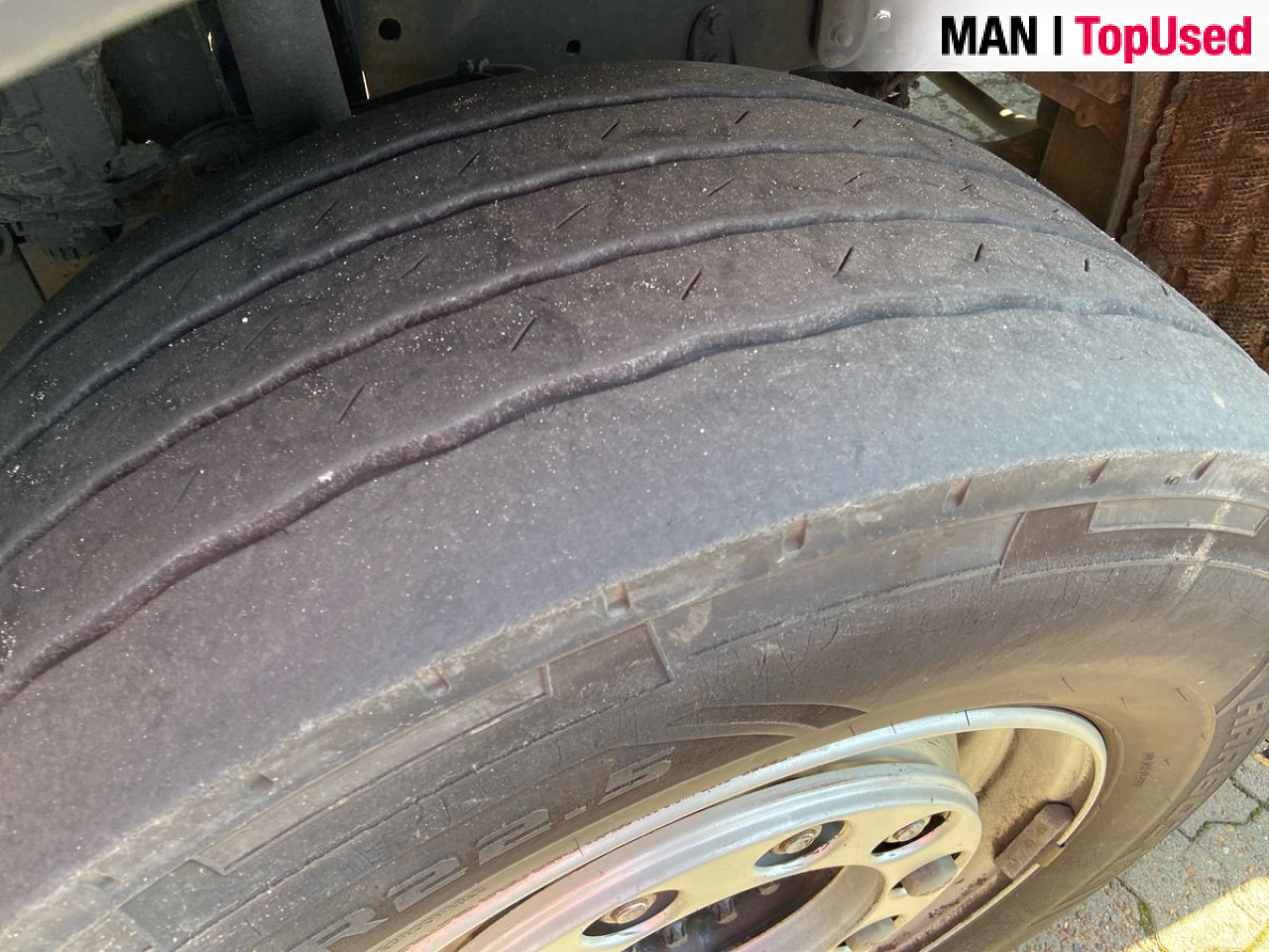MAN TGX 26.470 6x2/2 BL SA - Cabeza tractora: foto 2 MAN TGX 26.470 6x2/2 BL SA - Cabeza tractora: foto 2