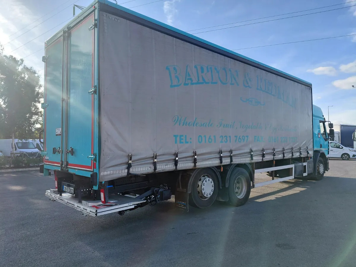 2020 Renault D Wide 26 Tonner 6×2 - Camión lona: foto 5 2020 Renault D Wide 26 Tonner 6×2 - Camión lona: foto 5