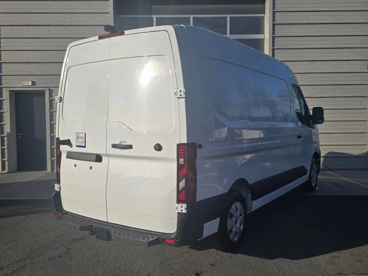 Renault E-Tech Master L2H2 Red Edition - Furgón, Furgoneta eléctrica: foto 4 Renault E-Tech Master L2H2 Red Edition - Furgón, Furgoneta eléctrica: foto 4